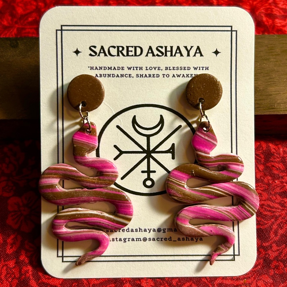 Neapolitan Marbled Snake Stud Earrings